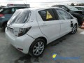 toyota-yaris-hybrid-small-3