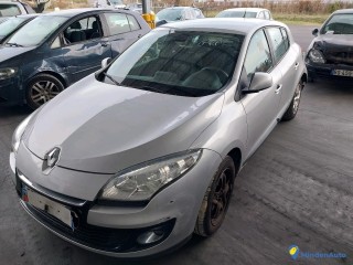 RENAULT MEGANE III 1.5 DCI 110 BUSINES - GAZOLE