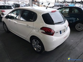 PEUGEOT 208 1.2I PURETECH 82 STYLE - ESSENCE