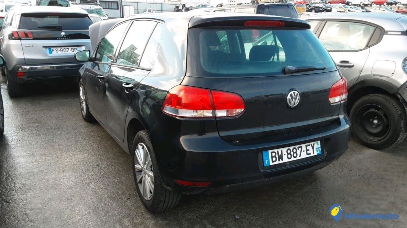 volkswagen-golf-bw-887-ey-big-0