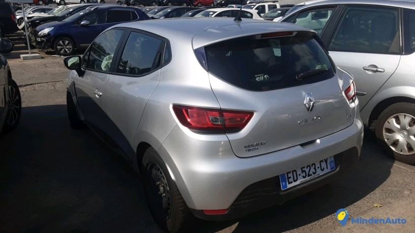 renault-clio-ed-523-cy-big-2