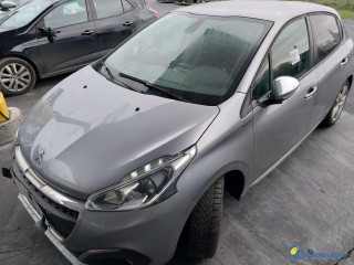 PEUGEOT 208 1.5 BLUEHDI 102 SIGNATURE - GAZOLE