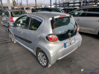 TOYOTA   AYGO 1.0 VVT-I 68 - ESSENCE