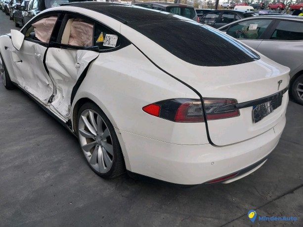 tesla-model-s-60-electrique-big-3