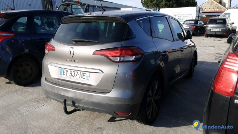 renault-scenic-ey-937-he-big-1