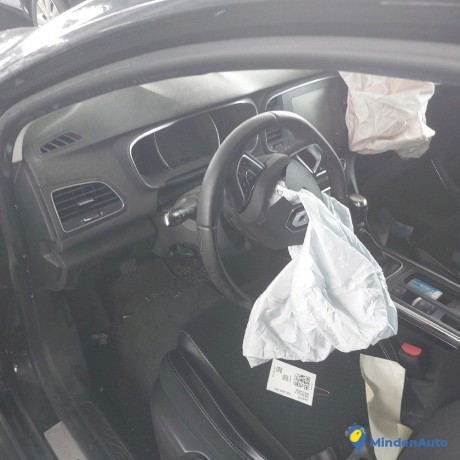 renault-megane-iv-16-dci-130-intens-gazole-big-4