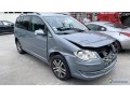 volkswagen-touran-1-phase-2-11803276-small-2