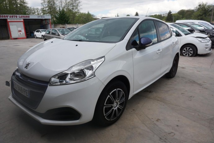 peugeot-208-1-big-16