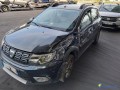 dacia-sandero-ii-stepway-09-tce-90-essence-small-2