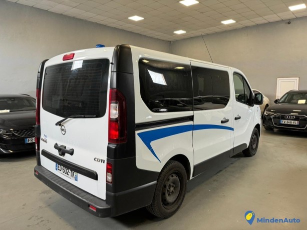 opel-vivaro-combi-16cdti-120cv-ambulance-big-3