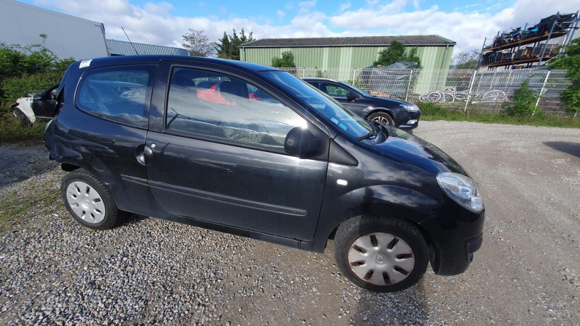 renault-twingo-2-big-3