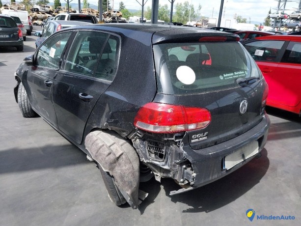 volkswagen-golf-vi-16-tdi-16v-105-dsg7-gazole-big-3