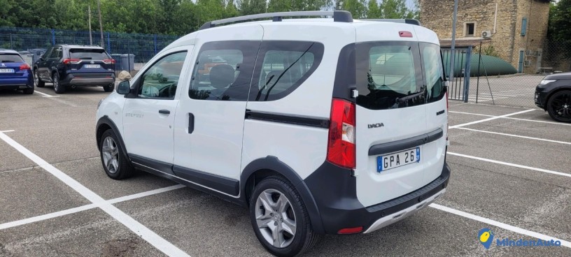 dacia-dokker-15-dci-95-stepway-gazole-big-1