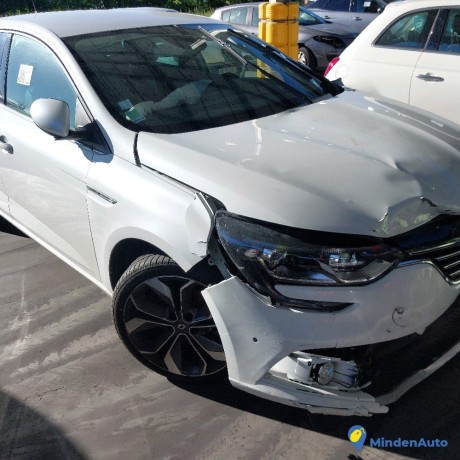 renault-megane-iv-17-bluedci-130-bose-gazole-big-3