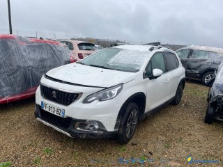 PEUGEOT 2008 1.2i PureTech 110