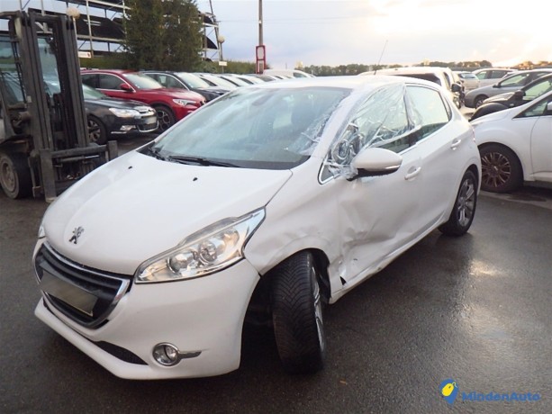 peugeot-208-phase-1-16-e-hdi-92ch-fap-big-2