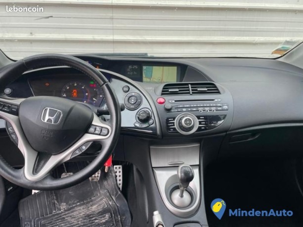 honda-civic-22-i-ctdi-comfort-5p-big-4