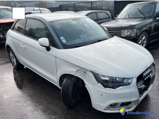 Audi a1 1.2 tfsi 86 cv attraction choc avant droit