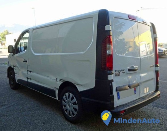 renault-trafic-16-dci-120-big-0