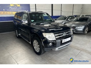 MITSUBISHI PAJERO LONG