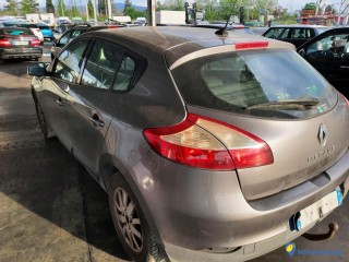 RENAULT MEGANE III 1.5 DCI 110 OVALI Réf : 320791