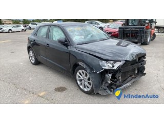 AUDI A1 Accidentée REF:9981