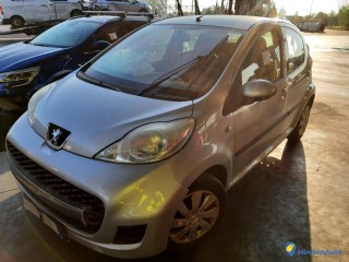 PEUGEOT 107 1.0 - 70 TRENDY Réf : 320453