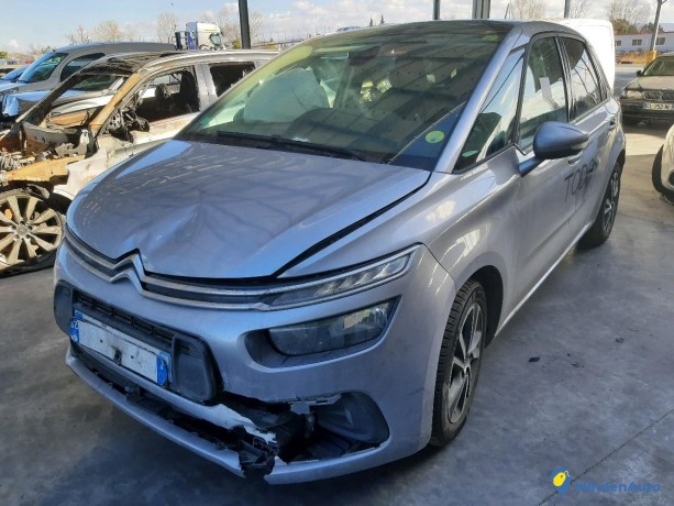 citroen-c4-spacetourer-15-bluehdi-130-ref-294035-big-3