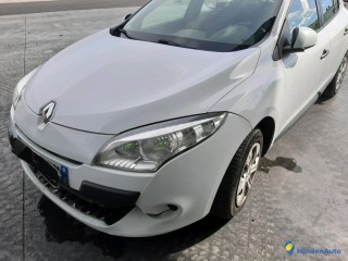 RENAULT MEGANE III 1.5 DCI 110 AUTHENT Réf : 320294