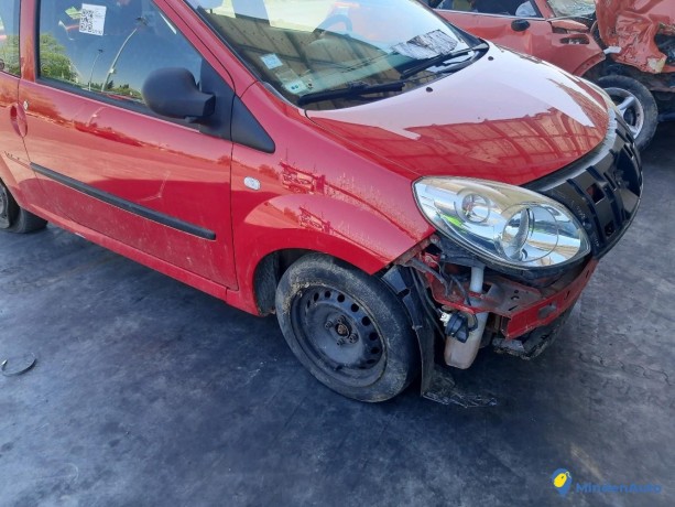 renault-twingo-ii-12-60-authentique-ref-321142-big-3