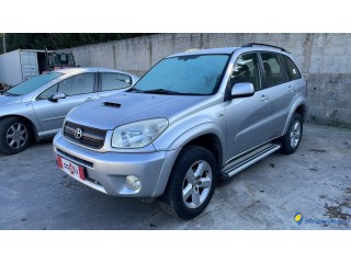 TOYOTA Rav4 - 2.0 D4d 115 4X4 - Sport Pack 4WD