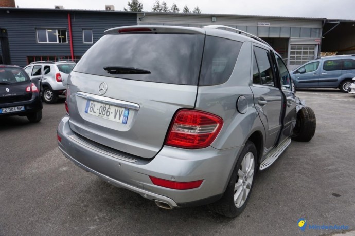 mercedes-classe-m-164-ml-300-30-cdi-bluetec-24v-v6-turbo-4-matic-4x4-lp-77479-big-2