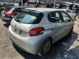 PEUGEOT 208 1.6 HDI 100 BUSINESS Réf : 321557