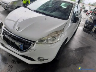 PEUGEOT 208 1.4 HDI 70 Réf : 322017