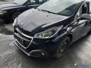 PEUGEOT 208 1.2I PURE TECH 110 STYLE Réf : 320672