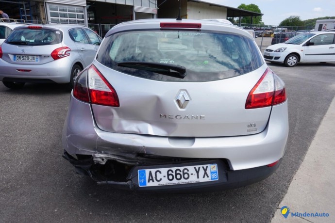 renault-megane-iii-15dci-106-expression-lp-80762-big-1