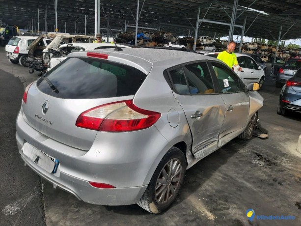 renault-megane-iii-15-dci-110-limited-ref-325150-big-1