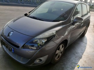 RENAULT SCENIC III 1.9 DCI 130 DYNAMIQUE Réf : 324942