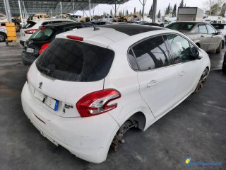 PEUGEOT 208 1.6 E-HDI 92 FELINE Réf : 317070