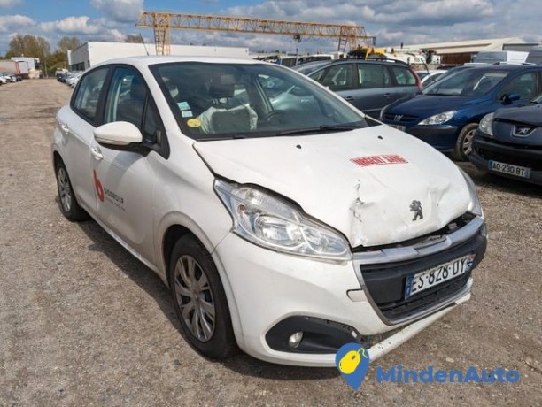 peugeot-208-16-hdi-75-affaire-lkw-big-1