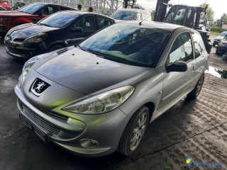 PEUGEOT 206 + 1.4 HDI 70 TRENDY Réf : 329845