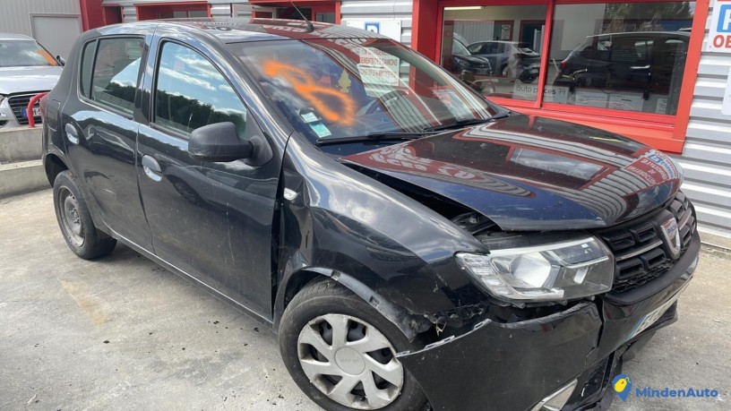 dacia-sandero-2-phase-2-reference-11818432-big-2