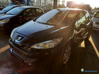 PEUGEOT 308 2.0 HDI 136 FELINE Réf : 329338