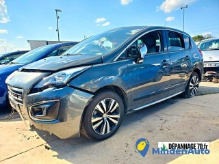 Peugeot 3008 2.0 HDI 165 Hybrid4