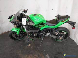 KAWASAKI NINJA 650 - ESSENCE 335586