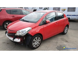 TOYOTA  YARIS  BX-676-EC