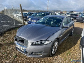 JAGUAR XF 3.0D 240