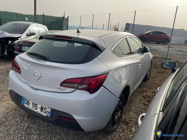 opel-astra-16-cdti-136-big-2