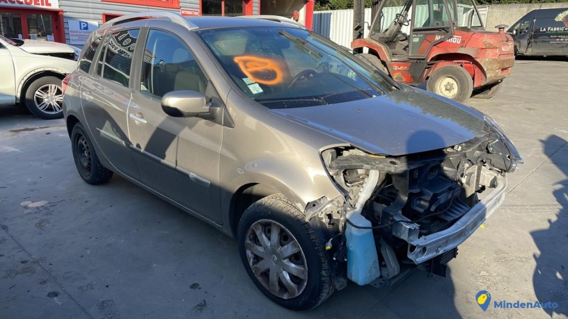 renault-clio-3-phase-2-break-11251005-big-2