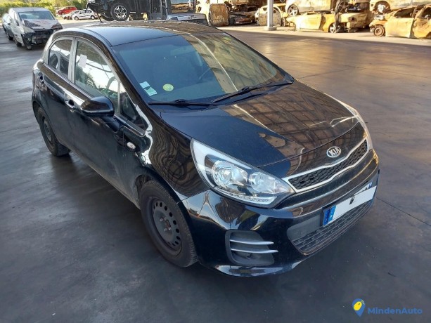 kia-rio-iii-11-crdi-75-gazole-big-2